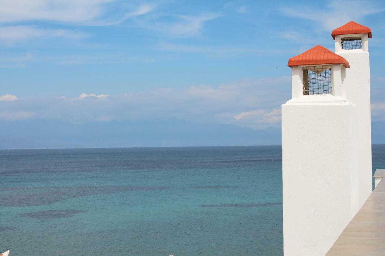Ferienwohnung El Mar Kómboi Exterior foto