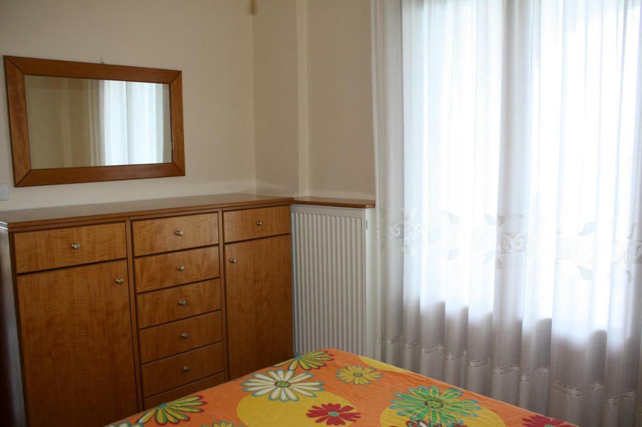 Ferienwohnung El Mar Kómboi Exterior foto