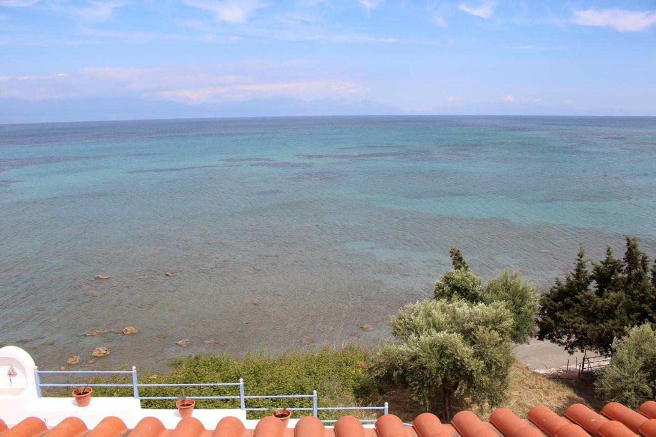 Ferienwohnung El Mar Kómboi Exterior foto