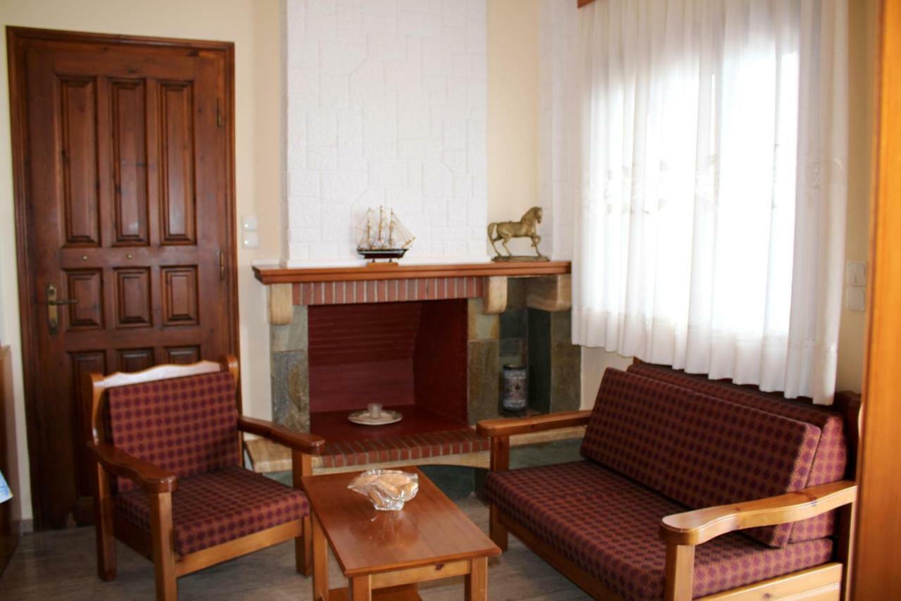 Ferienwohnung El Mar Kómboi Exterior foto